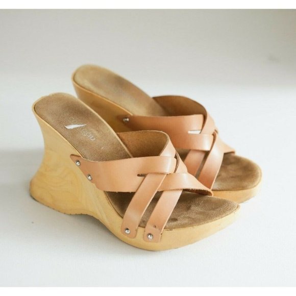 Vintage Y2K Le Chateau Nude Leather Strappy  High Heel  Wedge Sandals SZ8 - Picture 1 of 11